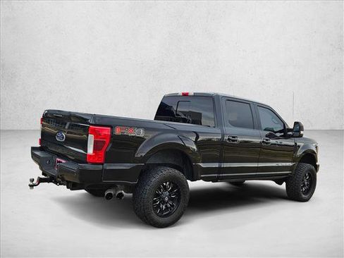 Used 2019 Ford F250 Lariat w/ Lariat Ultimate Package image 5