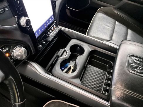 Used 2023 RAM 1500 Laramie AWD/4WD image 20