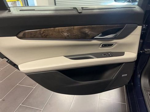 Used 2018 Cadillac CT6 Luxury image 11