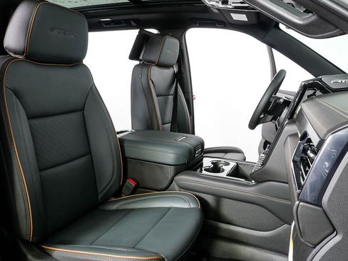 New 2026 GMC Yukon AT4 w/ AT4 Premium Plus Package AWD/4WD image 24