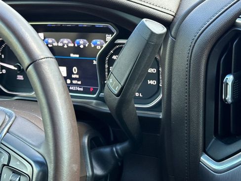 Used 2020 GMC Sierra 2500 Denali w/ Denali Ultimate Package image 21