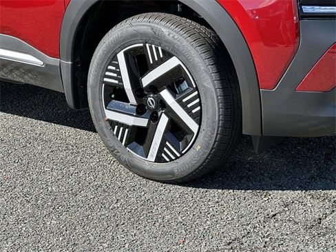 New 2026 Nissan Kicks SV image 7