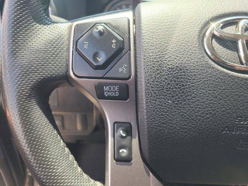 Certified 2021 Toyota Tacoma SR5 image 22