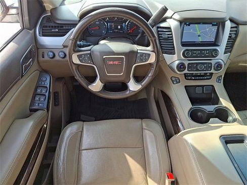 Used 2018 GMC Yukon SLT w/ Open Road Package image 11