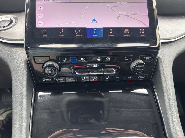 Used 2023 Jeep Grand Cherokee L Limited w/ Luxury Tech Group II AWD/4WD image 19