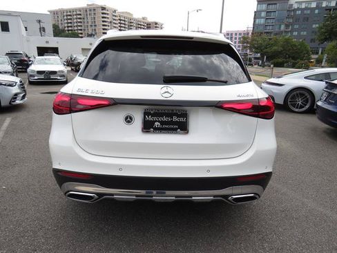 Used 2026 Mercedes-Benz GLC 300 4MATIC image 3