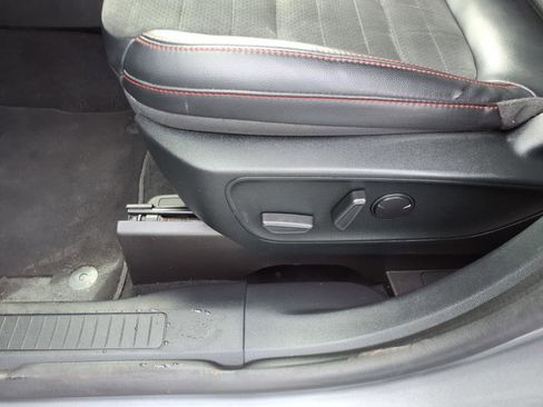 Certified 2022 Ford Escape SEL w/ SEL Stealth AWD Package image 12