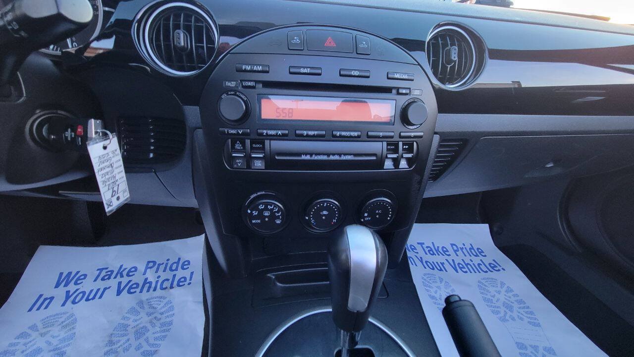 Used 2008 MAZDA MX-5 Miata Touring RWD image 23