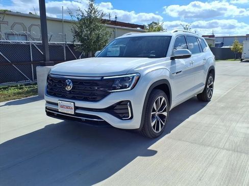 New 2026 Volkswagen Atlas SEL Premium R-Line AWD/4WD image 2