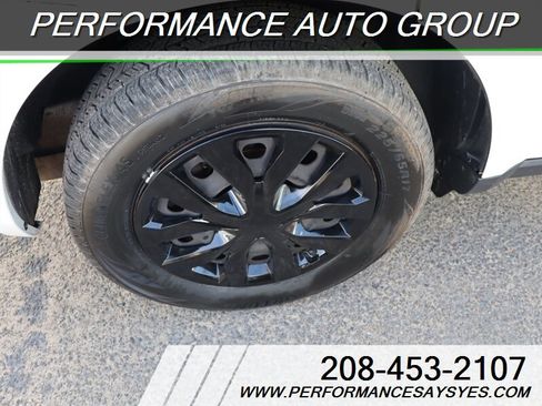 Used 2018 Dodge Journey SE image 27