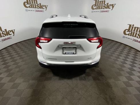 Certified 2024 GMC Terrain SLT w/ Infotainment Package II AWD/4WD image 7