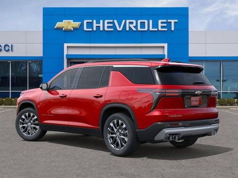 New 2026 Chevrolet Traverse LT FWD image 3