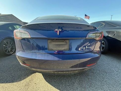 Used 2020 Tesla Model 3 Long Range AWD/4WD image 4