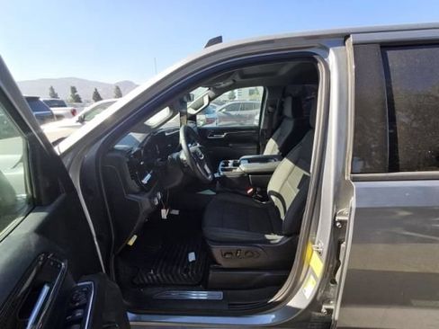Used 2024 GMC Sierra 1500 Elevation AWD/4WD image 8