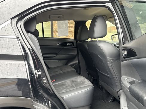 Used 2022 Mitsubishi Eclipse Cross SE image 12