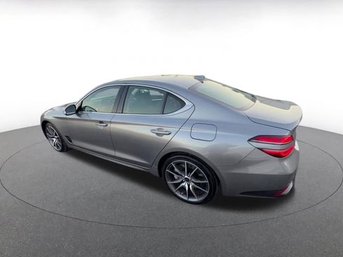 Used 2025 Genesis G70 2.5T image 10