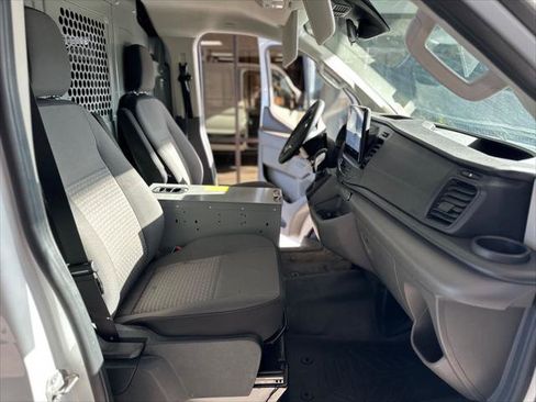 Used 2023 Ford Transit 150 Low Roof RWD image 17