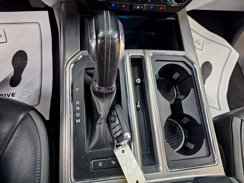 Used 2018 Ford F150 Platinum w/ Equipment Group 701A Luxury RWD image 37