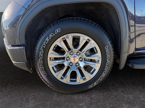 Used 2022 GMC Sierra 1500 Denali w/ Technology Package image 9