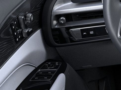 New 2025 Cadillac Lyriq Luxury RWD image 22