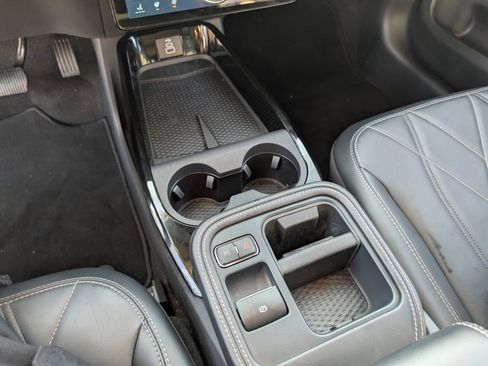 Used 2025 Ford Mustang Mach-E Select w/ Comfort Package Lite RWD image 27