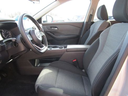 Used 2022 Nissan Rogue SV AWD/4WD image 12
