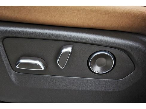 New 2026 Cadillac Escalade Luxury AWD/4WD image 24