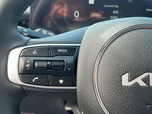 New 2026 Kia K5 EX FWD image 18
