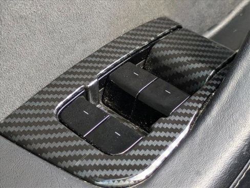 Used 2020 Tesla Model 3 Standard Range image 15