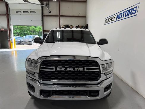 Used 2022 RAM 2500 Big Horn w/ Level A Equipment Group AWD/4WD image 9