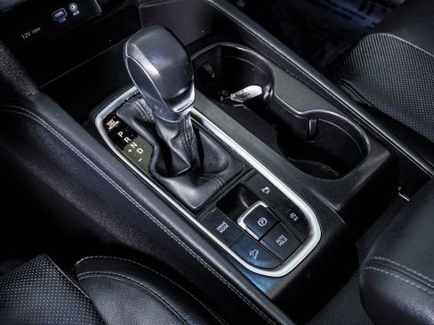 Used 2019 Hyundai Santa Fe Limited image 25