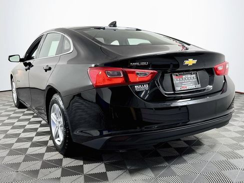 Used 2022 Chevrolet Malibu LS FWD image 5