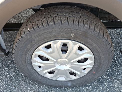 New 2024 Ford Transit 350 XLT image 5