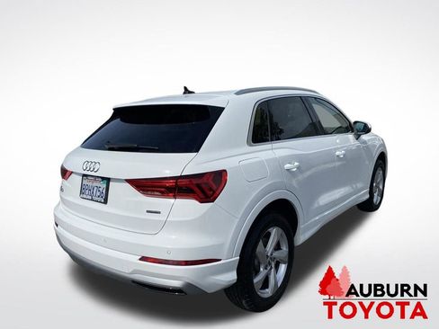Used 2020 Audi Q3 2.0T Premium w/ Convenience Package AWD/4WD image 7