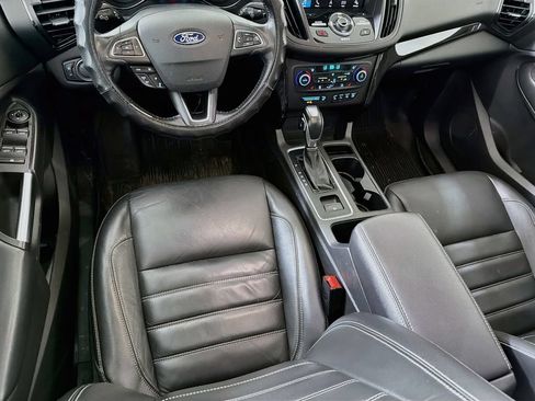 Used 2019 Ford Escape Titanium AWD/4WD image 26