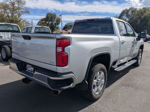 Used 2022 Chevrolet Silverado 3500 LTZ image 3