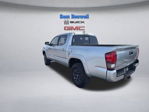 Used 2023 Toyota Tacoma SR5 w/ Technology Package AWD/4WD image 6