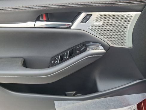 New 2026 MAZDA MAZDA3 2.5 S Hatchback w/ Premium Pkg FWD image 9