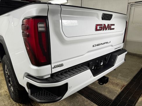 New 2026 GMC Sierra 2500 Denali w/ Technology Package image 10