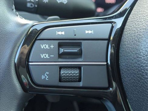 Used 2024 Honda Accord Touring image 11