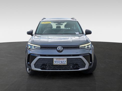 Used 2025 Volkswagen Taos S image 2