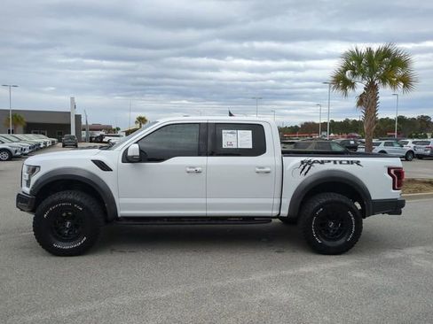 Used 2018 Ford F150 Raptor w/ Equipment Group 802A Luxury image 7