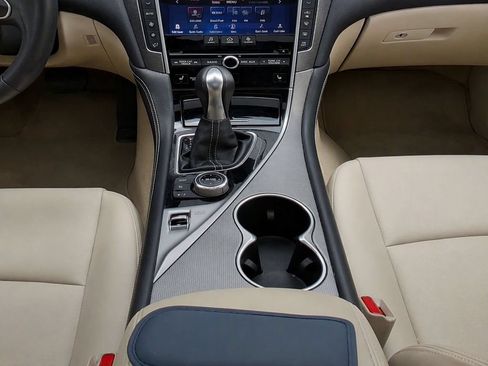 Used 2015 INFINITI Q50 Premium w/ All Weather Package RWD image 28