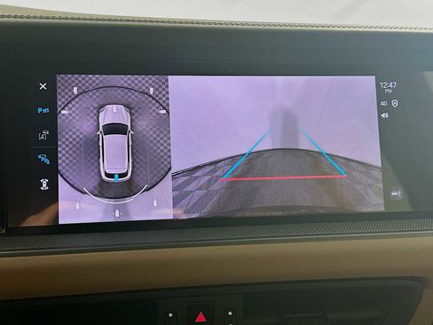 New 2026 Porsche Cayenne image 18