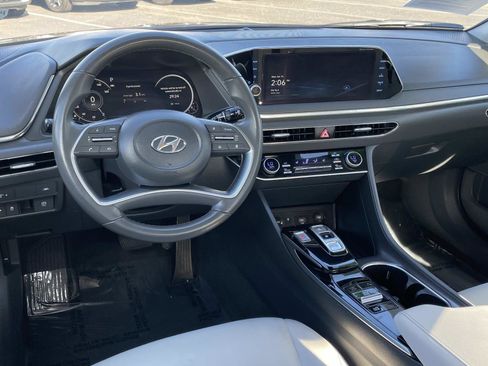 Certified 2023 Hyundai Sonata SEL w/ Convenience Package image 6