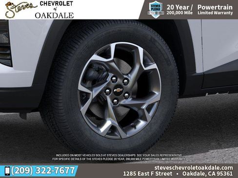New 2026 Chevrolet Trax LT w/ Driver Confidence Package FWD image 9