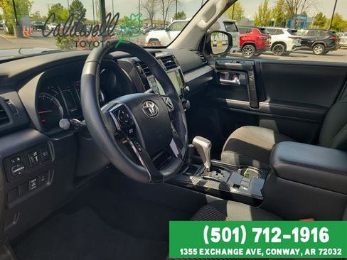 Certified 2024 Toyota 4Runner TRD Off-Road AWD/4WD image 10