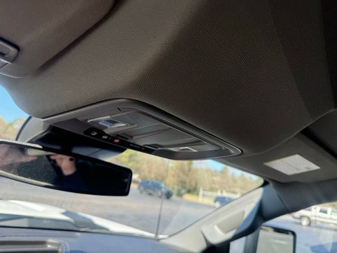 Used 2024 Chevrolet Silverado 2500 W/T image 30