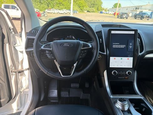 Used 2024 Ford Edge SEL w/ Sport Appearance Package AWD/4WD image 24
