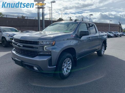 Used 2021 Chevrolet Silverado 1500 RST image 3